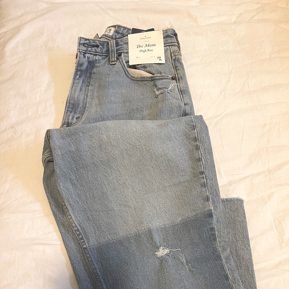 Abercrombie & Fitch mom jeans high rise